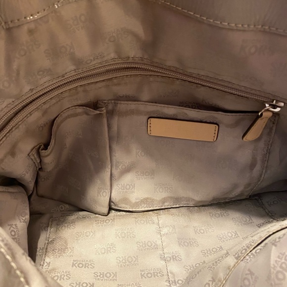 Michael Kors Shoulder Bag - Picture 7 of 7